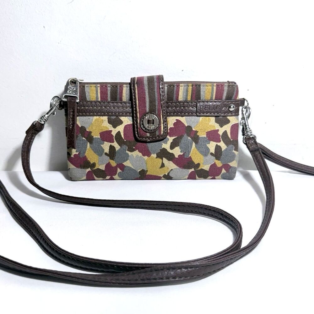 Relic Floral Canvas Crossbody Wallet Wristlet Faux Leather Trim  NWOT